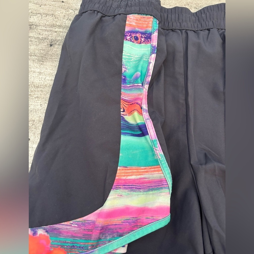 FILA Sport Women’s Size 2x Running Shorts Navy Pink Purple Workout Gym Casual - Picture 7 of 7
